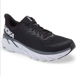 Hoka One One Clifton’s size 10